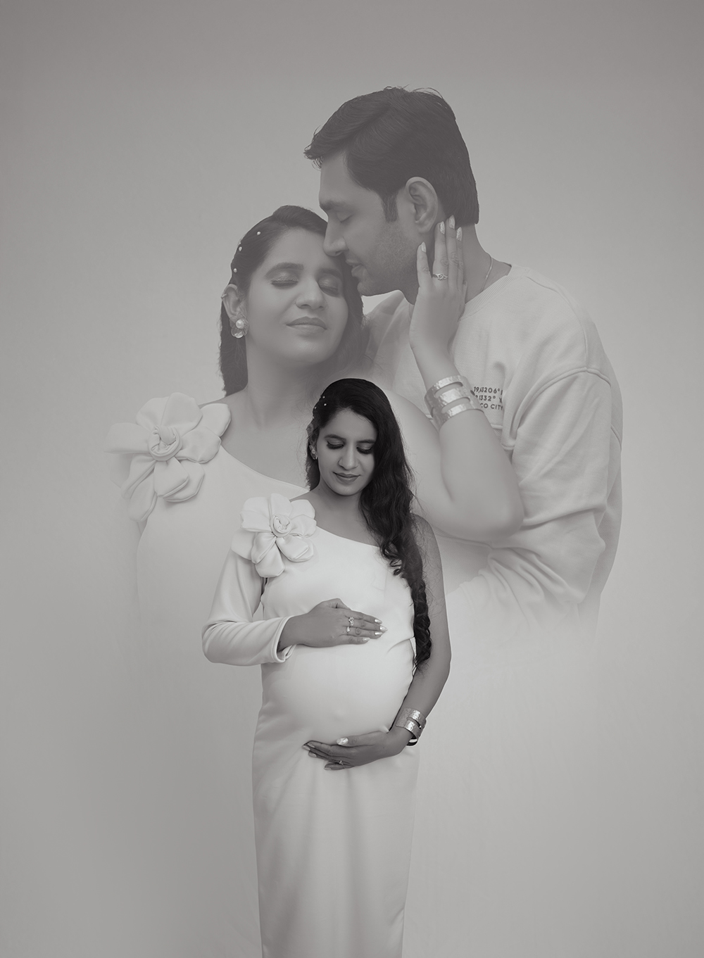 Maternity portrait detail